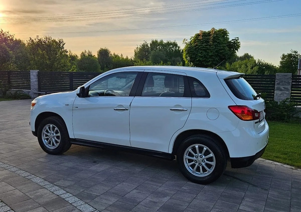 Mitsubishi ASX cena 42800 przebieg: 170000, rok produkcji 2013 z Pionki małe 277